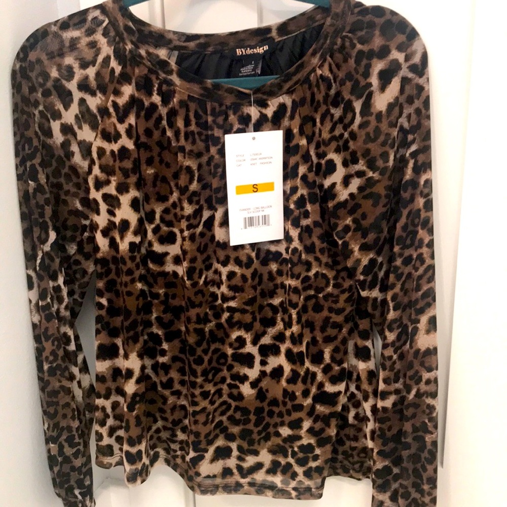 Animal print blouse, NWT